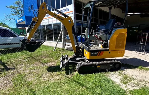 mini excavadora liugon clg9018f